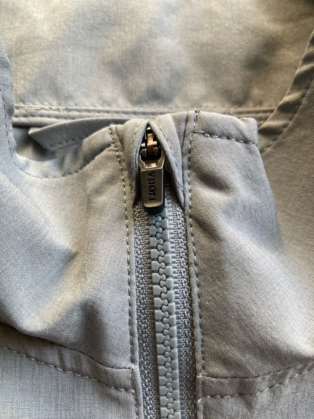Vuori venture track jacket - Picture 9 of 15